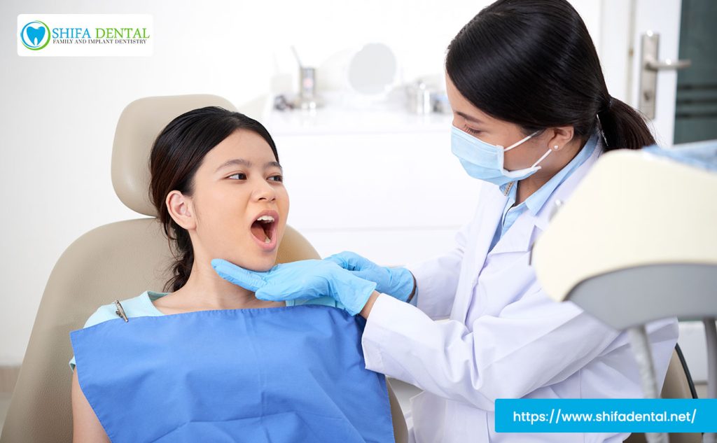 oral exam for gum swelling