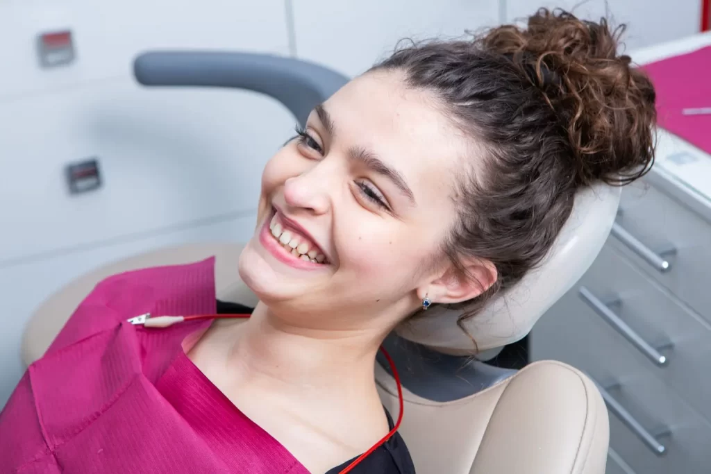 Best In Office Teeth Whitening vs At-Home Whitening